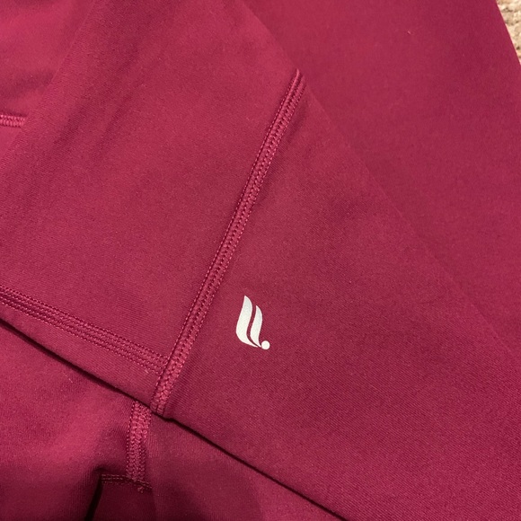 Fabletics 7/8 High Rise Salar Powerhold Leggings - Picture 2 of 3